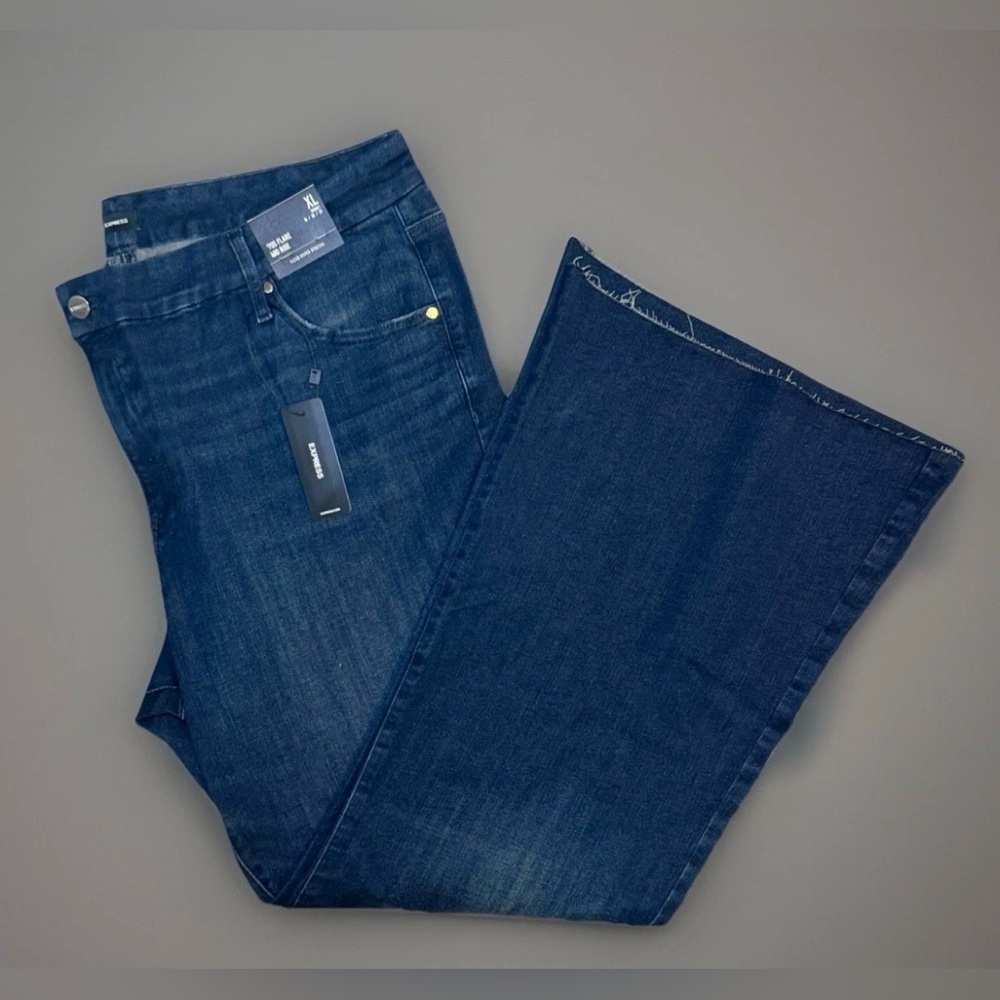 NWT Express Jeans Womens Blue 70s Flare Mid Rise Stretch Denim XL Short 38x31 - Picture 13 of 13